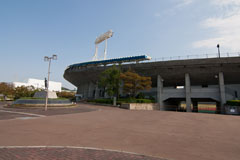 神戸総合運動公園のユニバー記念競技場アップの画像