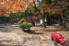 須磨浦公園の遊具の画像